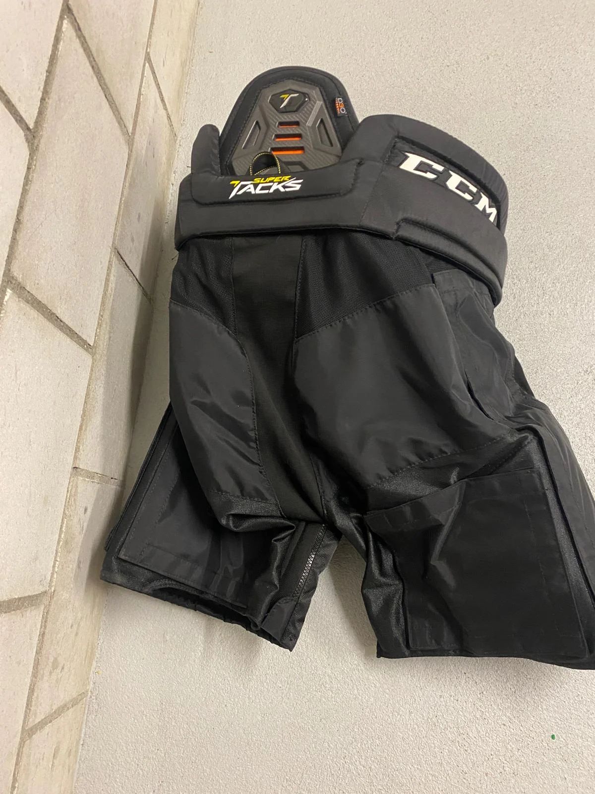 CCM Super Taks – Bild 2